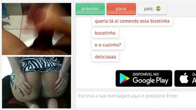 પરિણીત લોકો અજાણ્યાઓને હસ્તમૈથુન કરતા જોવાનું પસંદ કરે છે